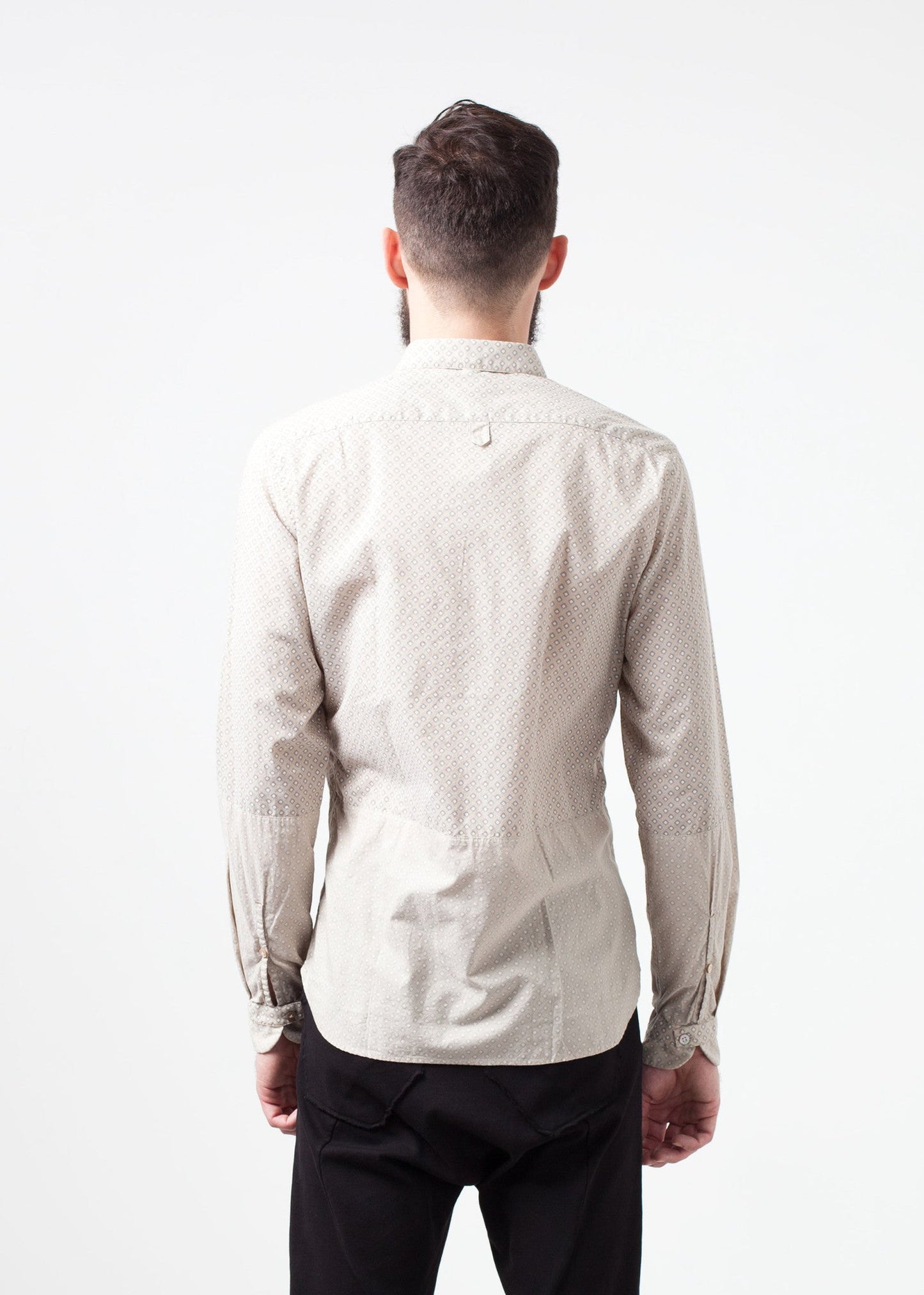 Chemise boutonnée à motifs beige