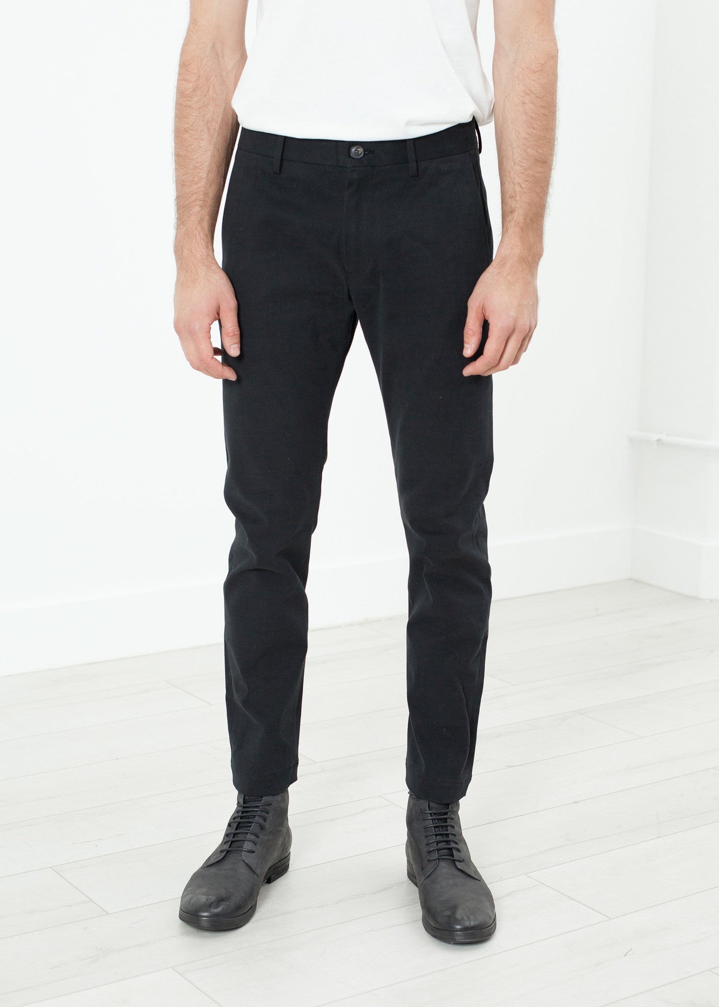Chino pour homme en noir