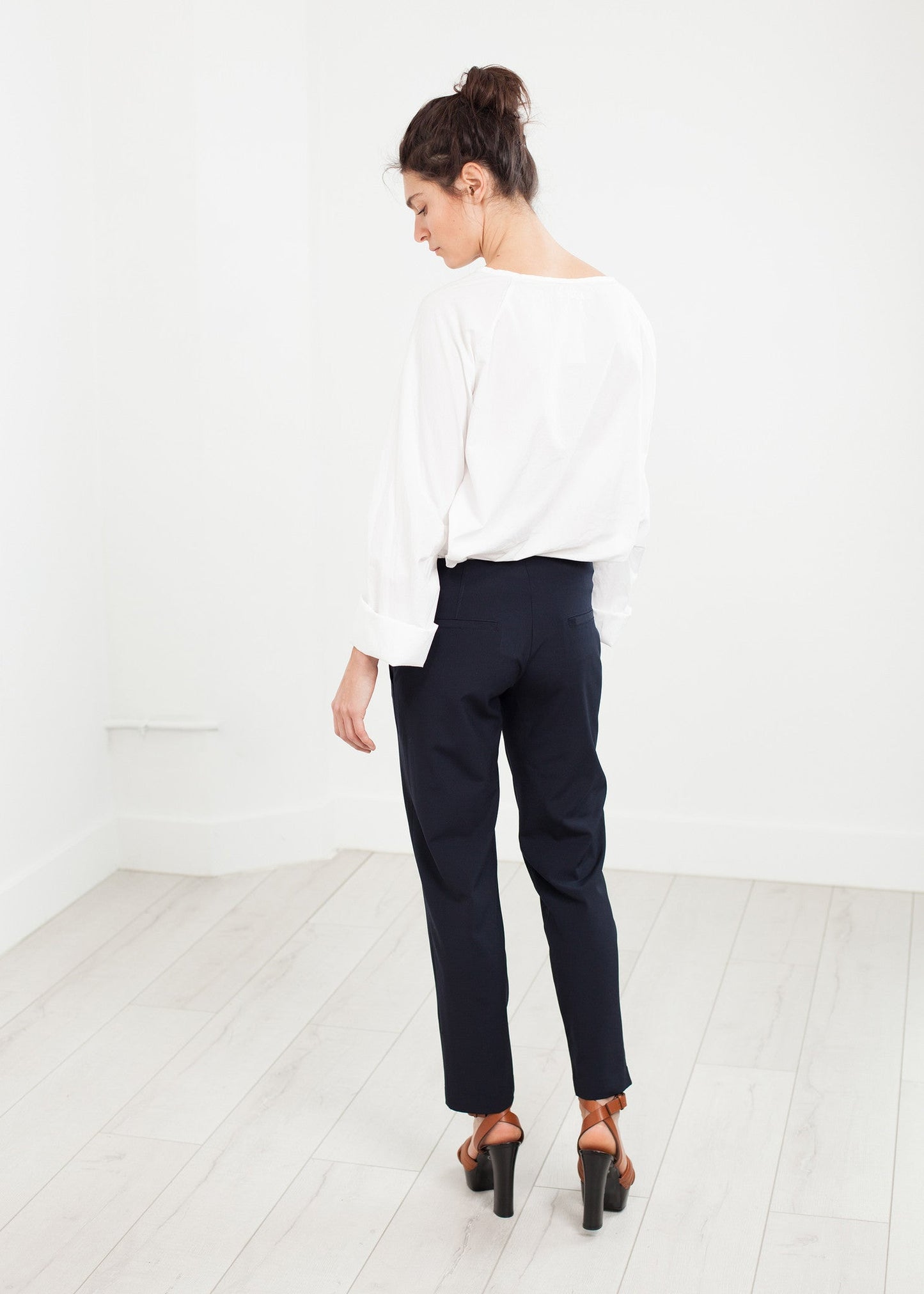 Pantalon à poches plaquées bleu marine