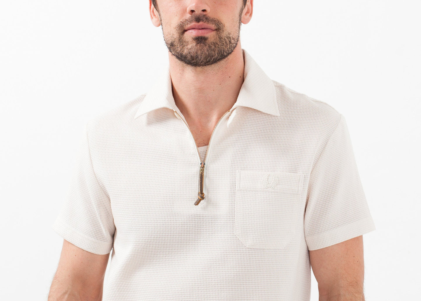 Chemise à tissage cellulaire
