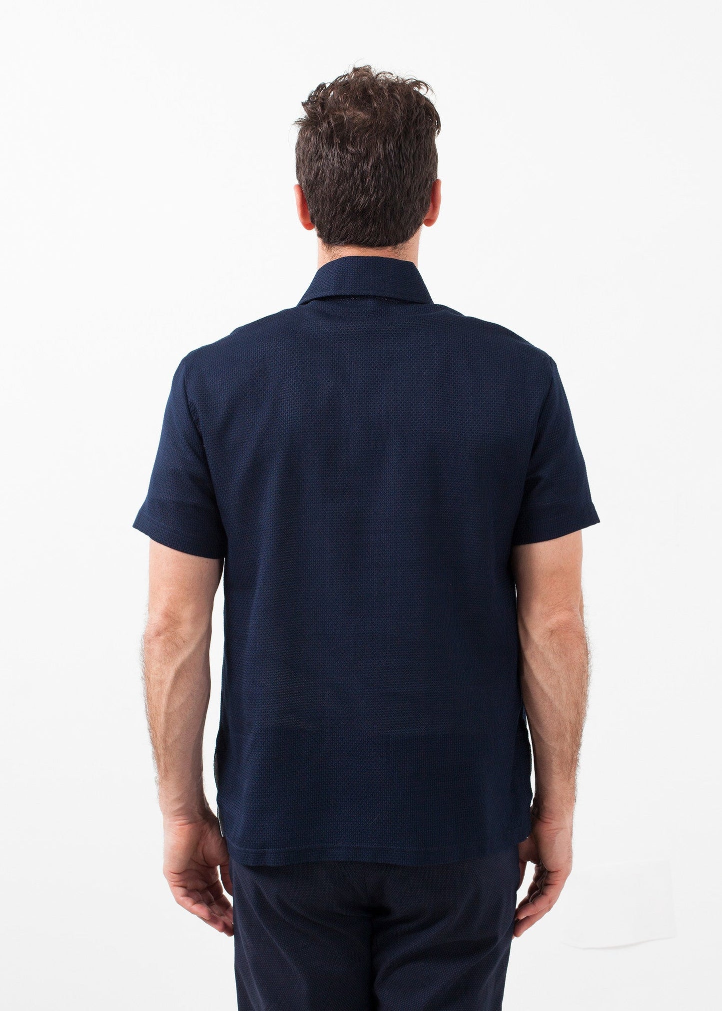 Chemise à tissage cellulaire