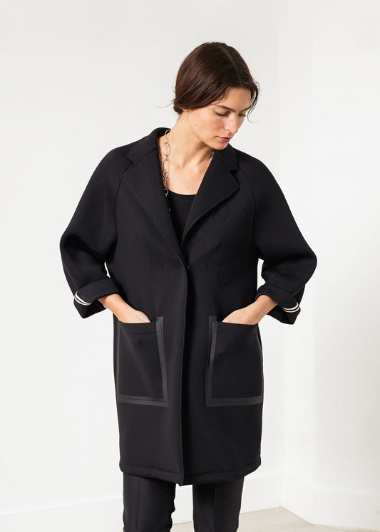 Manteau fleuri en néoprène noir