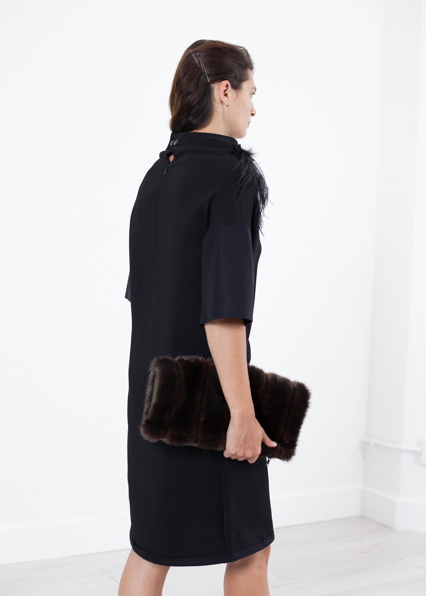 Robe à plumes d'autruche noire