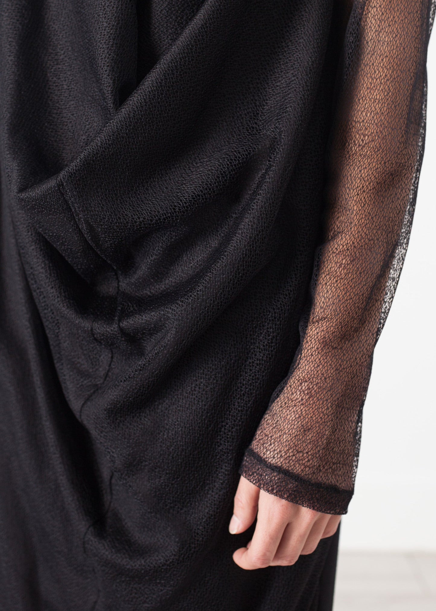 Robe en filet noire