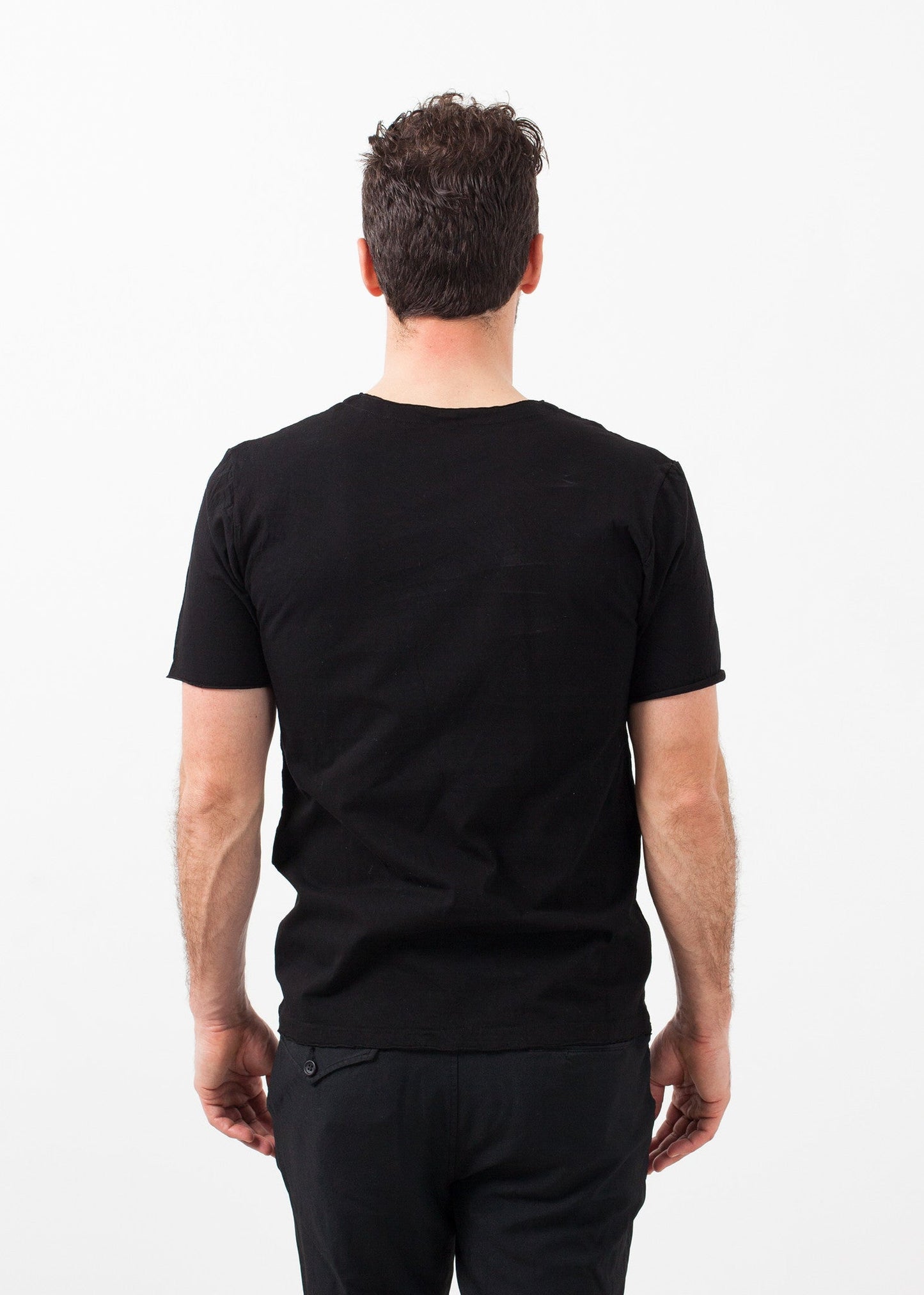 T-shirt à col en V